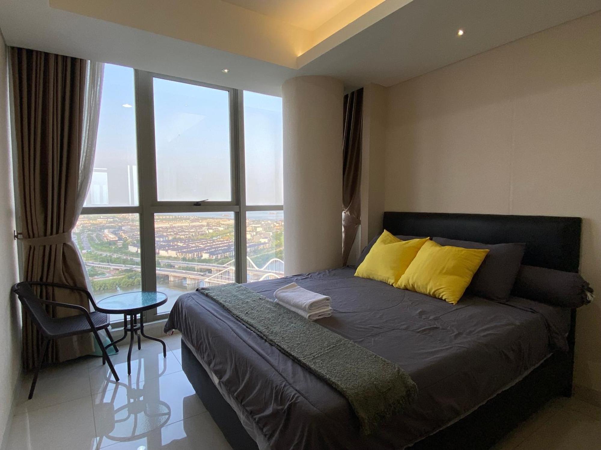 Comfort And Luxury Private Room At Goldcoast Pik Jakarta Phòng bức ảnh